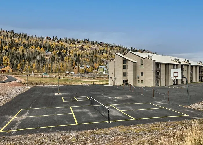 Brian Head Condo W/ Patio & Community Amenities!